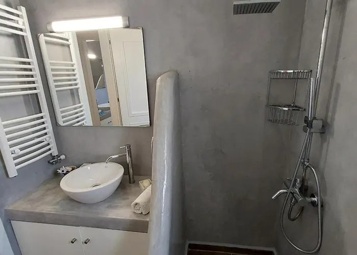 Willa Anchorage Andros